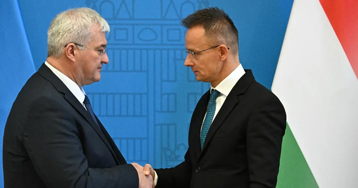 Az ukrán külügyminiszter Orbánnak: Moszkvai mestere nem fog száz évig élni, még akkor sem, ha Ön minden szervét odaadná neki