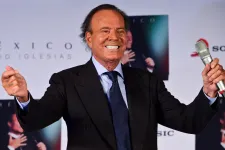 Ejtették a Julio Iglesias ellen felhozott szexuális zaklatási vádakat