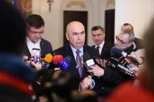 Románia kivár Trump Béketanácsával: Bukarest európai egyeztetéshez köti a döntést