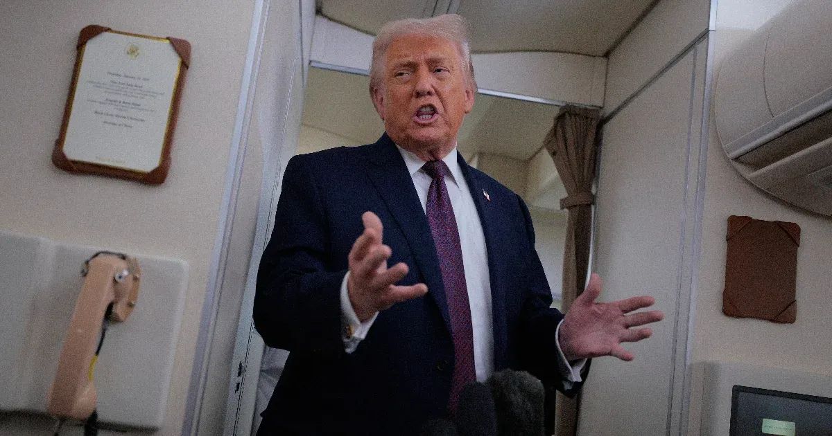 Trump idén kihagyja a Super Bowlt, de állítása szerint nem Bad Bunny miatt