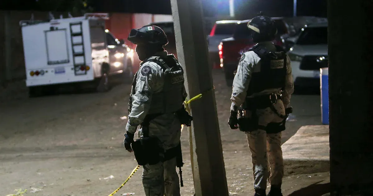 Fegyveres támadók megöltek 11 embert egy focimeccs után Mexikóban