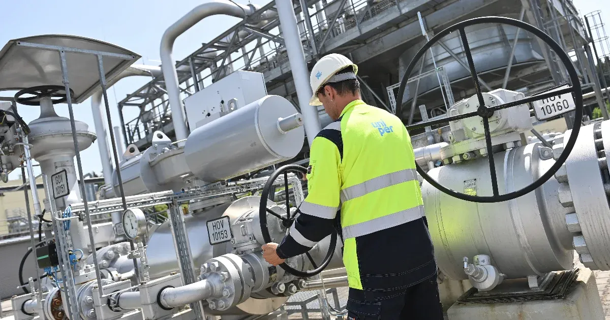 Magyar-szlovák nemmel, 24 igennel elfogadták az orosz gáz uniós kivezetését a tagállami kormányok