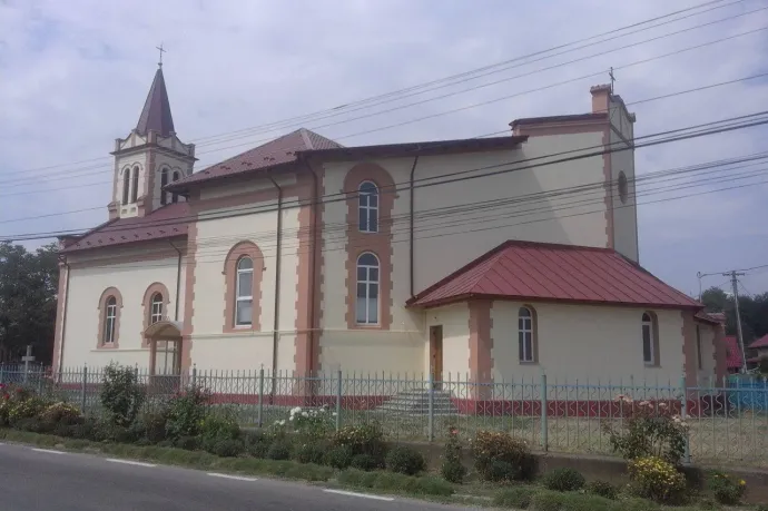 13 éves klézsei lány szexuális bántalmazásának ügyét titkolta évekig a hatóságok elől a moldvai katolikus egyház