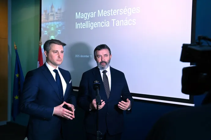 Vajda Viktor a Magyar Mesterséges Intelligencia Tanács főtitkára és Palkovics László mesterséges intelligenciáért felelős kormánybiztos, a tanács elnöke a testület alakuló ülése után tartott budapesti sajtótájékoztatón, 2025. december 15-én – Fotó: Soós Lajos / MTI