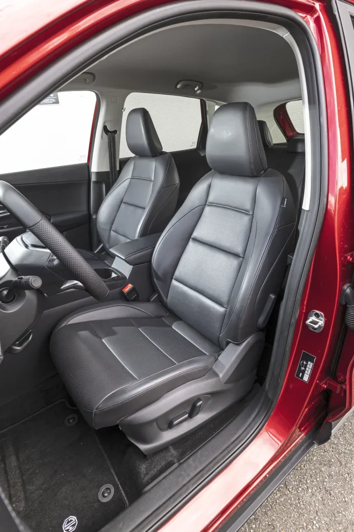 Kényelmes, de nehezen beállítható ülések és átlagosan variálható utastér – Fotó: Hans-Dieter Seufert / autóMAGAZIN