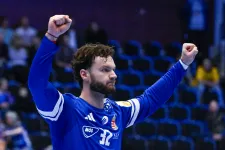 Kihajtjuk a belünket, és ez most ennyire elég