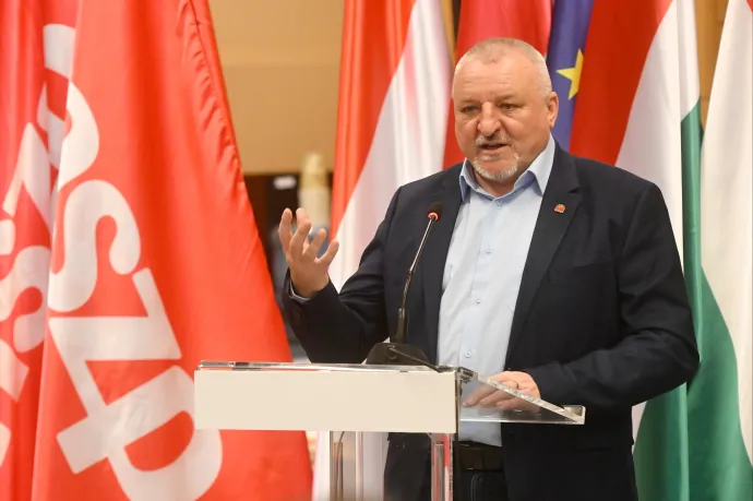 Komjáthi: Nem döntött az MSZP arról, hogy ne induljon a választáson, de 5 választókerületben nem indítanak egyéni jelöltet