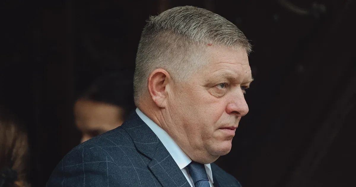 Összefeszült Robert Fico és Magyar Péter