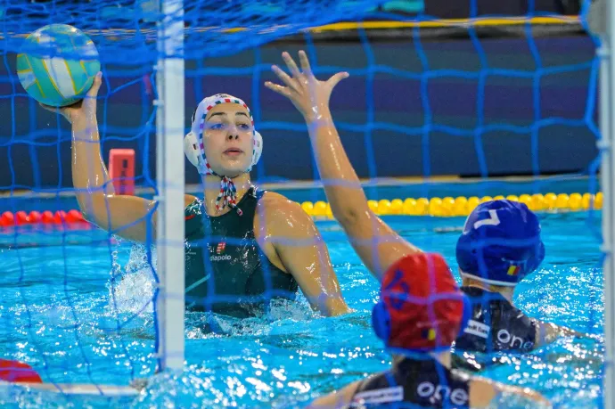 Huszonöt góllal verte meg a románokat a magyar vízilabda-válogatott az Eb-n