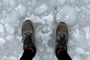 „Olyan volt, mint egy átlagos futás” – mondta a futó, aki átfutotta a befagyott Balatont