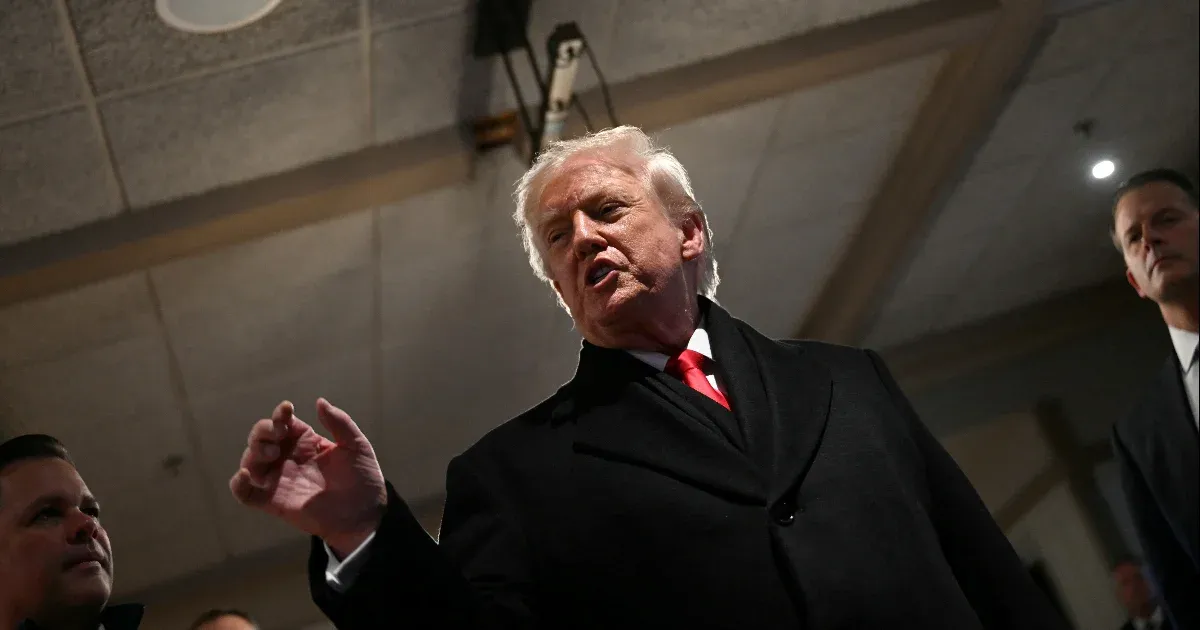 Trump az amerikai támogatások visszavonásával fenyegeti Irakot, ha újra Malikit választják miniszterelnöknek