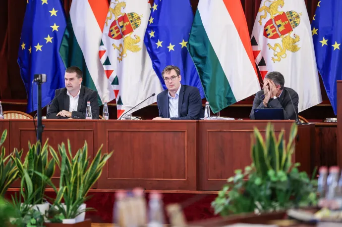 „Lázárnak van egy káros mondata, amiért senki nem kért elnézést” – heves vitákkal indult a Fővárosi Közgyűlés