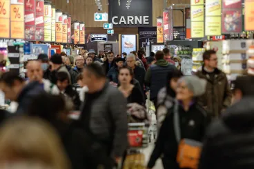 Fiskális alkoholizmus a komprádor délibáb helyett: Románia gazdasági valósága az adatok tükrében