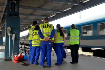 Még csak nem is igaz az a közhely, ami miatt Lázár János vécétakarítónak várja a romákat