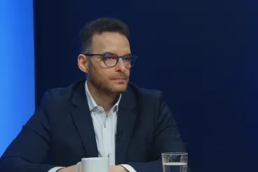 László Róbert: Csak az utolsó pillanatokban fog kiderülni, mire képes Putyin, hogy Orbán Viktort hatalomban tartsa