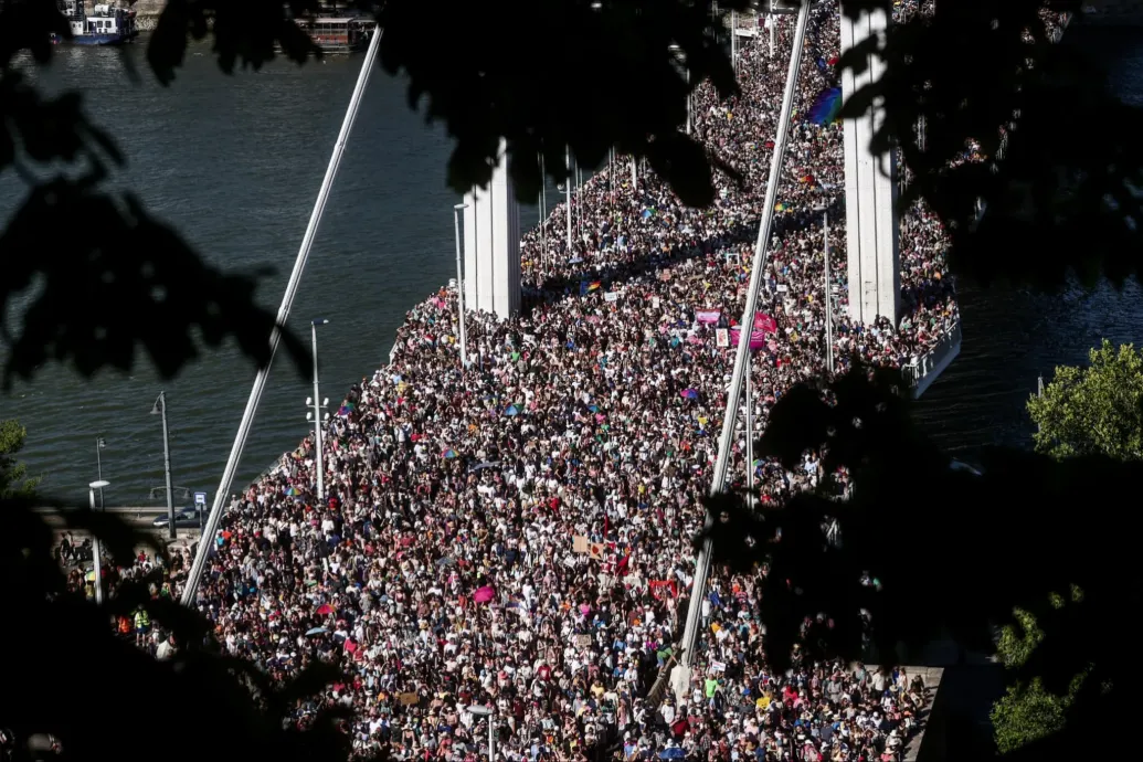 Prosecutors Office files charges against Budapest mayor for organizing banned Pride march
