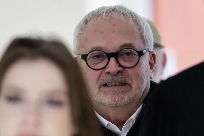 Átlátszó magyarázattal állt elő a francia szenátor, aki kábítószert kevert egy képviselőnő italába, bűnösnek találták