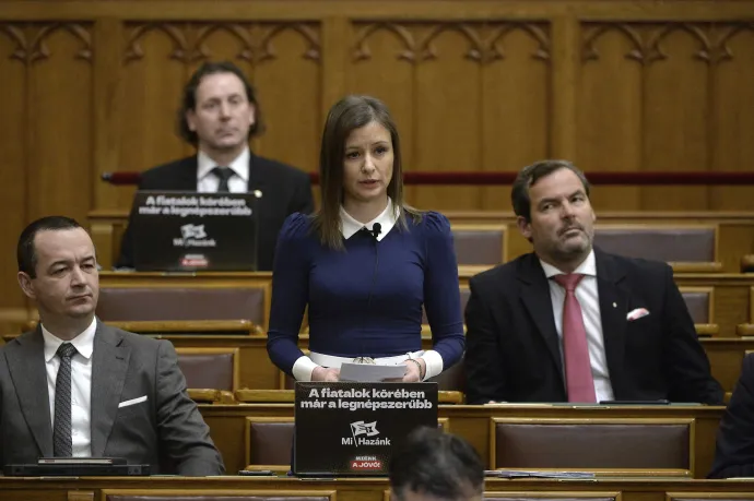 Dúró Dóra, a Mi Hazánk képviselője felszólal napirend előtt az Országgyűlés plenáris ülésén, 2023. március 7-én – Fotó: Soós Lajos / MTI
