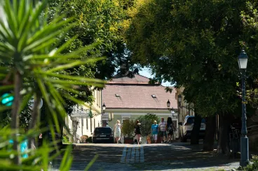 Sokan ódzkodtak, de ez a váci otthon rácáfol az előítéletekre, simán felveszi a versenyt