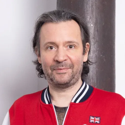 Bérczesi Róbert: Azért készítettem ezt a lemezt, hogy a hangok a fejemben ne bántsanak többet