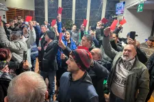 A rendőrség szerint nem igaz, amit Lázár állít, és senkit nem igazoltattak a gyöngyösi Lázárinfón