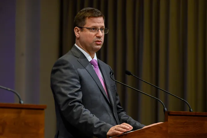 Több mint egymilliárdot költöttek Gulyásék kommunikációra és tanácsokra tavaly