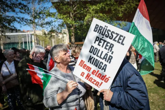 Buda Péter: Egy súlyosabb orosz akció nyitányai lehetnek a magyar ellenzéket célzó dezinformációs műveletek