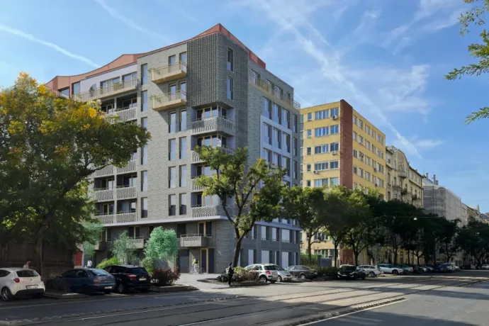 Egy 173 méter hosszú, 30 méter magas lakóházat építenének egy újbudai épülettömb belsejébe, és ez nem mindenkinek tetszik