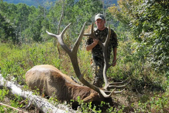 Eric egy vadásztúrán – Fotó: Eric Richins / Facebook