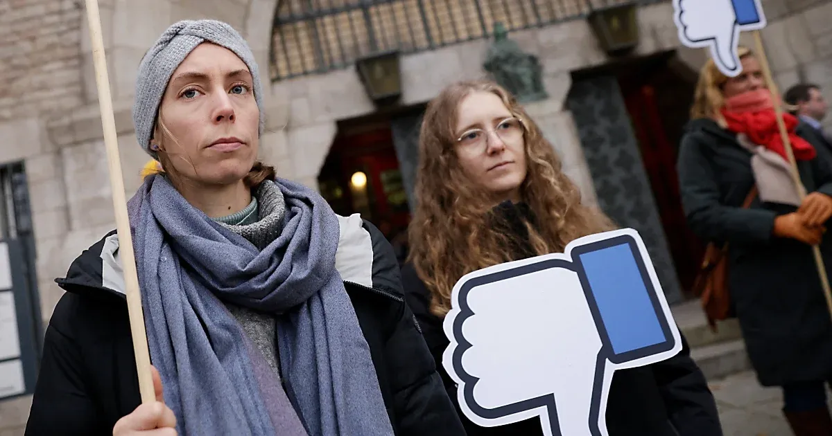 Trump fenyegetéseinek árnyékában próbálja megzabolázni a techóriásokat az EU