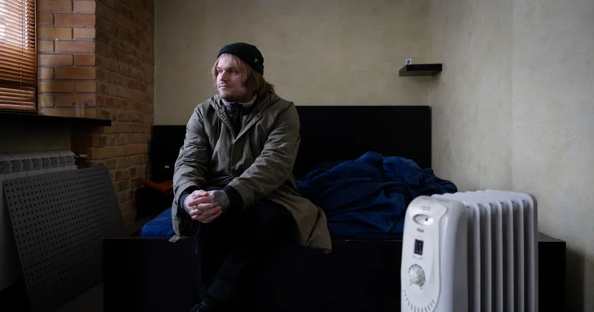 Nem csak az áramszolgáltatás és a fűtés omlik össze, mindenki folyamatosan túlélési üzemmódban él