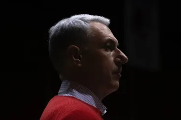 41 óra, ami alatt Lázár János a vonatvécéktől a libsi jóemberkedésen és faji kérdésen át a bocsánatkérésig eljutott