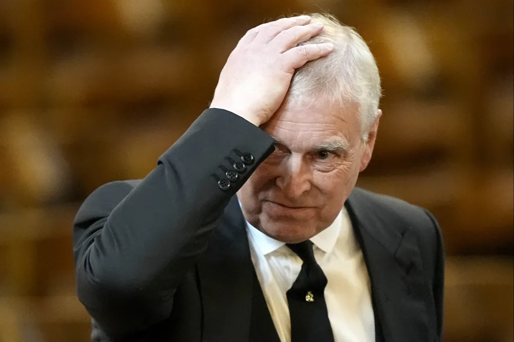 András herceg nem tudja levakarni magáról az Epstein-átkot, és egyre valószínűbb, hogy a tanúskodást sem fogja megúszni