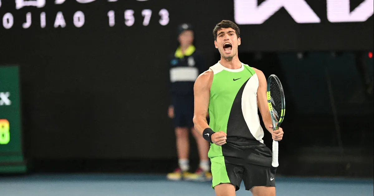 Alcaraz izgalmas meccsen győzte le Djokovićot az Australian Openen, 22 évesen megcsinálta a karrier Grand Slamet