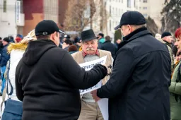 „Többet a polgárnak, kevesebbet az államnak!” A maradékot pedig fizessétek ti!