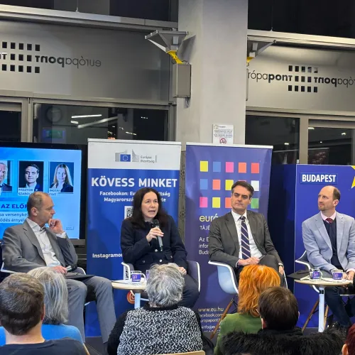 Jaksity György: Európa jövőjét tekintve fontos kérdés, hogy hány őrült kerül döntési pozícióba Kép