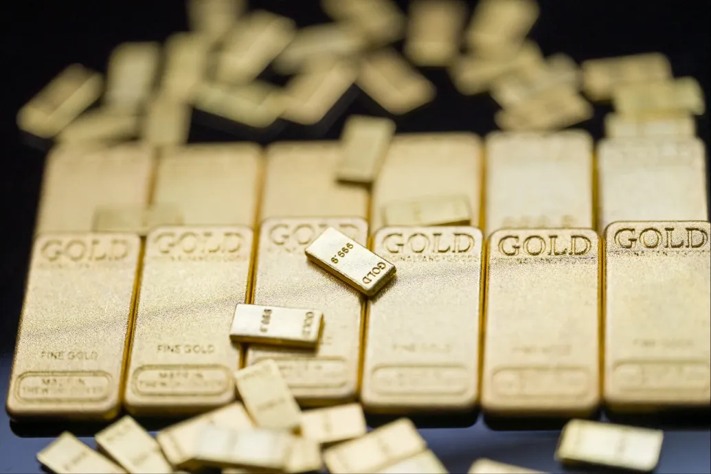 Magához tért az arany és az ezüst a történelmi zuhanás után, ismét emelkedni kezdett az árfolyam