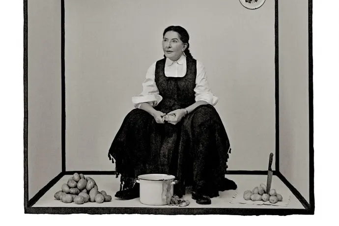 Dóra Abodi designed Marina Abramović's look inspired by Kalotaszeg mourning wear