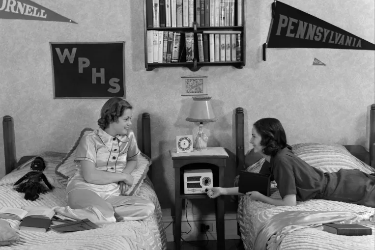 Tényleg összehangolódik a barátnők menstruációs ciklusa?