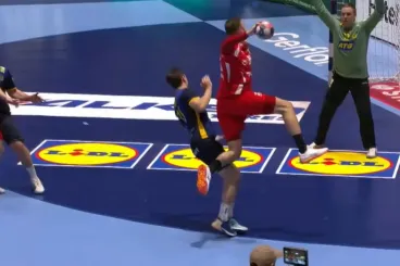 Hivatalos levélben tiltakozik a magyar kéziszövetség a svédek elleni meccsen elmaradt büntető miatt