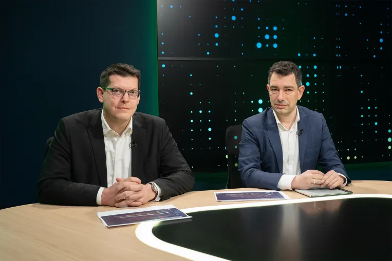 Szó szerint halálos eszköz, mégis százezrek fűtenek vele