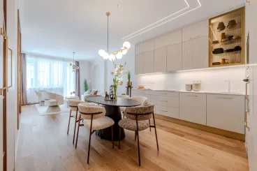 Ezek a padlóburkolatok mennek ki 2026-ban a divatból – de mi jön helyettük?