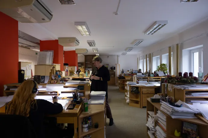 Bulyáki Mónika és Szilber Éva – Fotó: Hevesi-Szabó Lujza / Telex