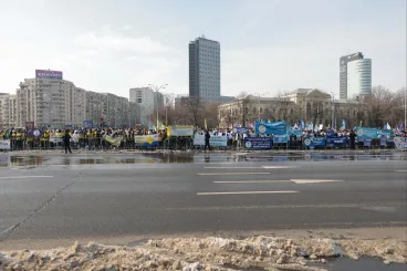 Szuverenisták, fiskális populisták és a „józan ész”. Gazdasági alternatívák és a román politika ciklusai