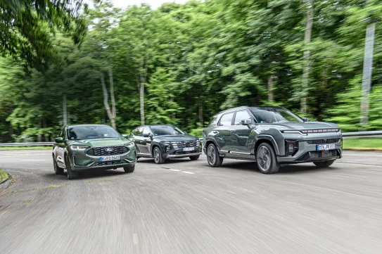 Meglepően nagy a különbség a Hyundai, a Ford és a KGM családi szabadidő-autói közt