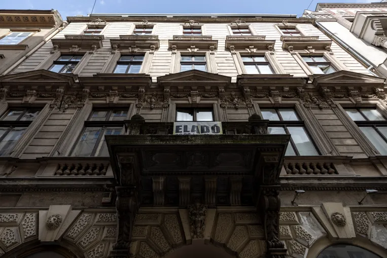 A pangó lakáspiacon is sokan a választásra várnak