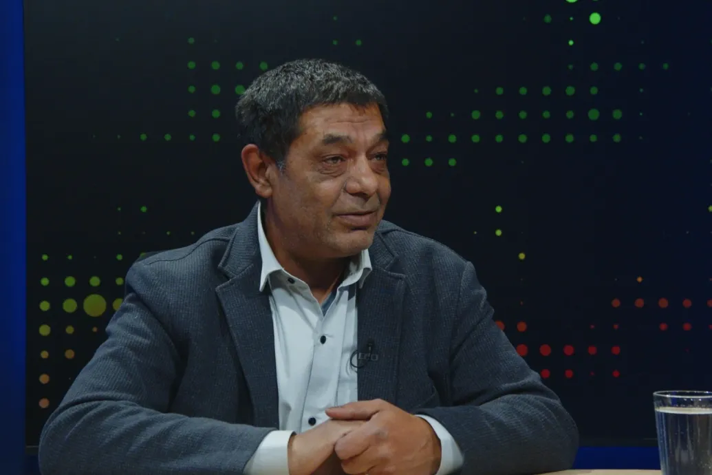 A kormány bűnözöknek mutat minket, mert ez hihetőbb a magyar ember számára, mondja a Lázárinfón felszólalt iskolalapító