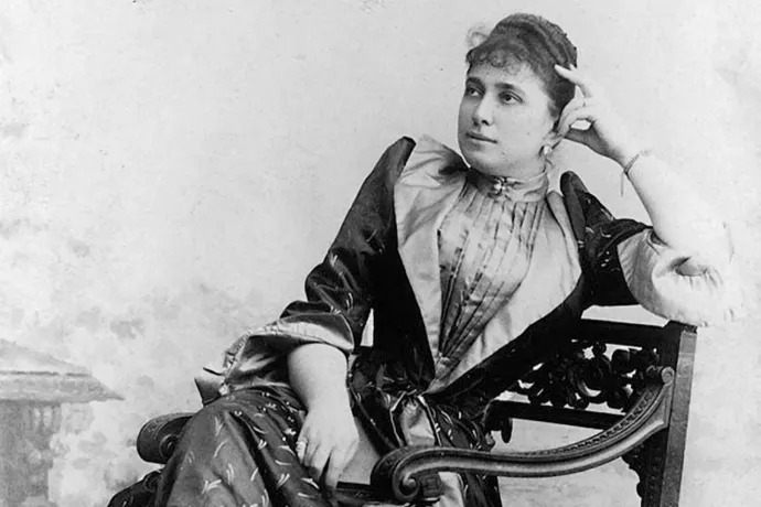 A pesti luxuskurtizán, akinek a lába előtt hevert az arisztokrácia, ő mégis egy pocsék író miatt lőtte át a tüdejét