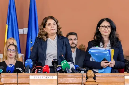 51 évesen nyugdíjba ment az a bírónő, akit „felhívott Lia”