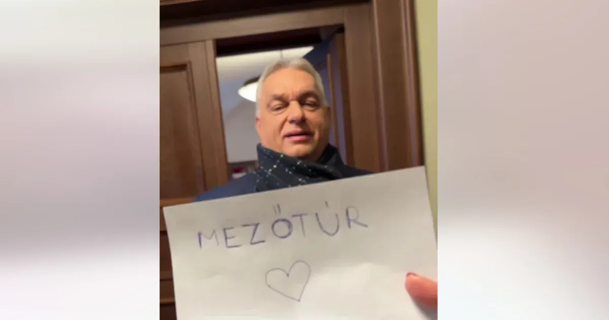Orbán Viktor a költségvetésből vitt ajándékot az országjárásán Mezőtúrra